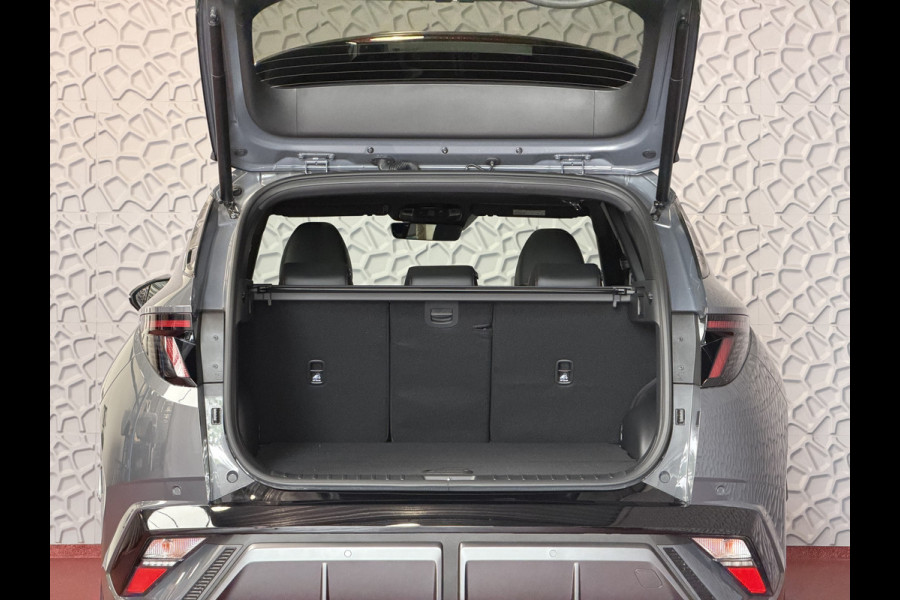 Hyundai Tucson NW AUTO 4WD 288PK N LINE + 1.6 T-GDI PHEV SKY PANO CAMERA STOELVERWARM 19" LMV ZWARTE HEMEL STUURVERW. PLUG IN HYBRIDE 4X4 AWD