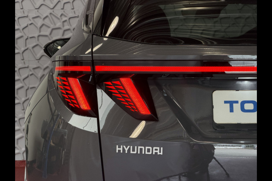 Hyundai Tucson NW AUTO 4WD 288PK N LINE + 1.6 T-GDI PHEV SKY PANO CAMERA STOELVERWARM 19" LMV ZWARTE HEMEL STUURVERW. PLUG IN HYBRIDE 4X4 AWD