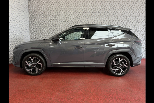 Hyundai Tucson NW AUTO 4WD 288PK N LINE + 1.6 T-GDI PHEV SKY PANO CAMERA STOELVERWARM 19" LMV ZWARTE HEMEL STUURVERW. PLUG IN HYBRIDE 4X4 AWD