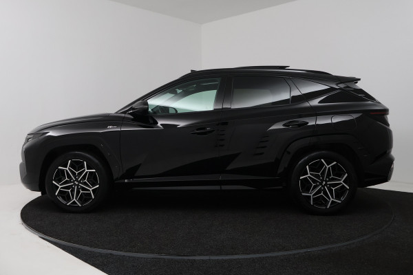 Hyundai Tucson 1.6 T-GDI PHEV Premium Sky 4WD N-Line, (PANORAMADAK, TREKHAAK AFNEEMBAAR, STOEL-/STUUVERWARMING, DEALER ONDERHOUDEN)