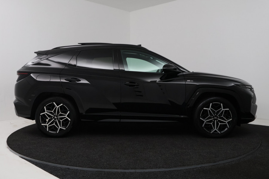 Hyundai Tucson 1.6 T-GDI PHEV Premium Sky 4WD N-Line, (PANORAMADAK, TREKHAAK AFNEEMBAAR, STOEL-/STUUVERWARMING, DEALER ONDERHOUDEN)