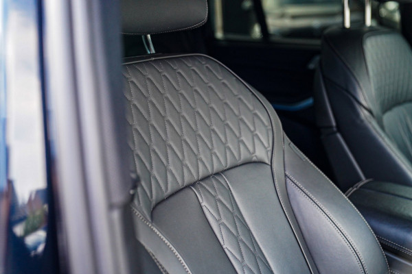 BMW X5 XDrive45e High Executive | Panorama | Harman/Kardon | Driving Assisted | Trekhaak | 22 inch | HuD | Head up Display