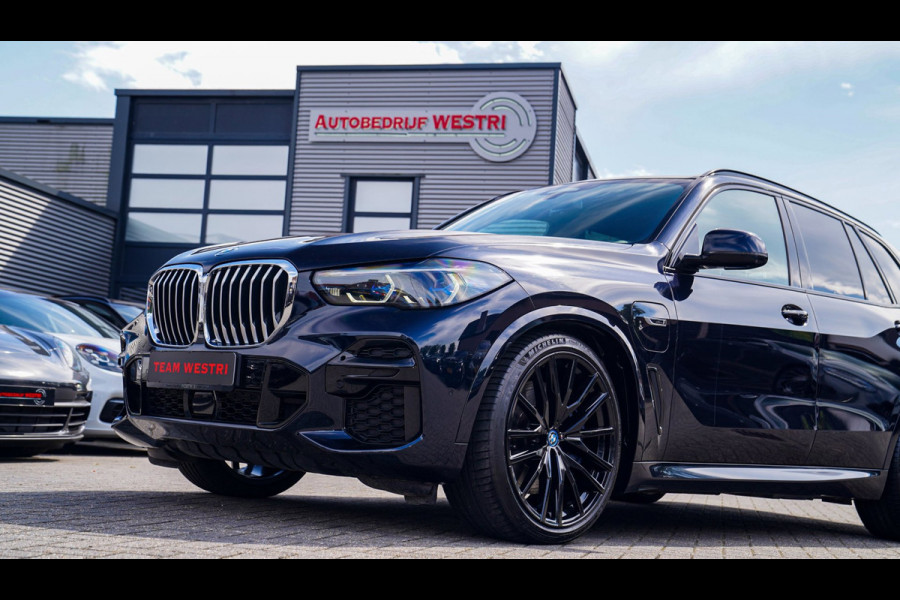 BMW X5 XDrive45e High Executive | Panorama | Harman/Kardon | Driving Assisted | Trekhaak | 22 inch | HuD | Head up Display