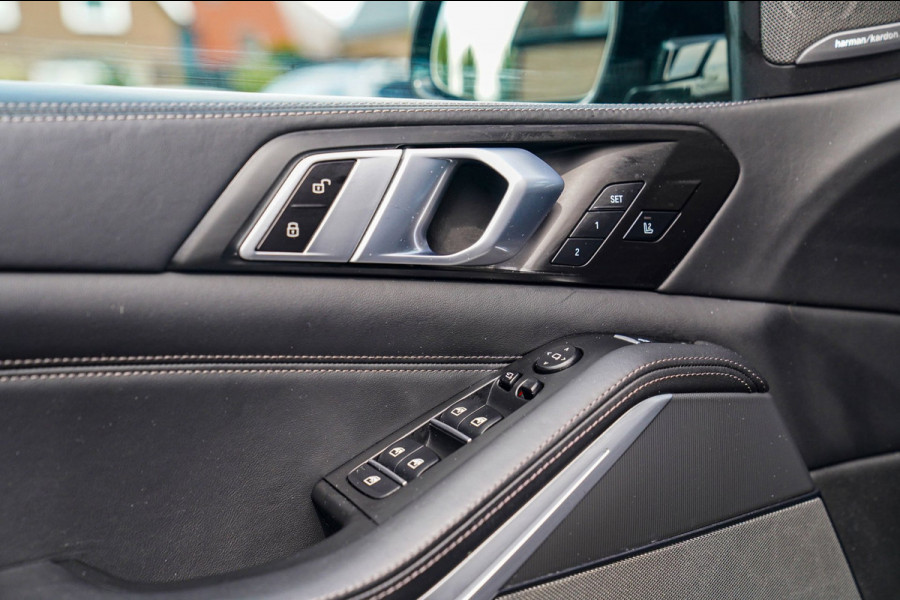 BMW X5 XDrive45e High Executive | Panorama | Harman/Kardon | Driving Assisted | Trekhaak | 22 inch | HuD | Head up Display