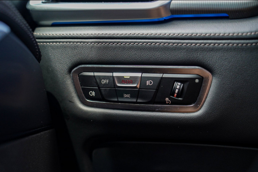 BMW X5 XDrive45e High Executive | Panorama | Harman/Kardon | Driving Assisted | Trekhaak | 22 inch | HuD | Head up Display