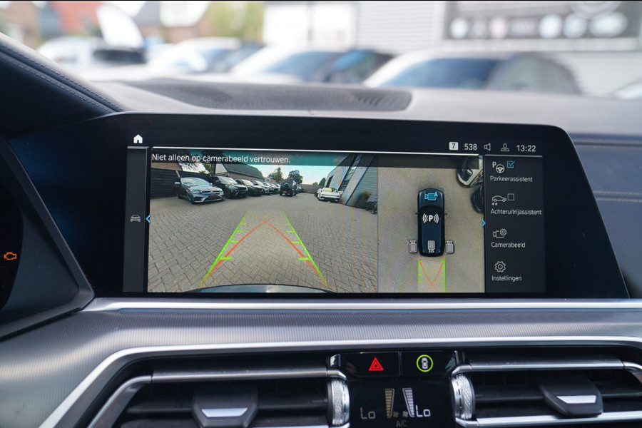 BMW X5 XDrive45e High Executive | Panorama | Harman/Kardon | Driving Assisted | Trekhaak | 22 inch | HuD | Head up Display