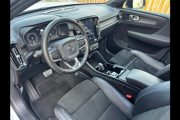 Volvo XC40 2.0 B4 R-Design Panorama Harman NL-Auto Rijklaarprijs!
