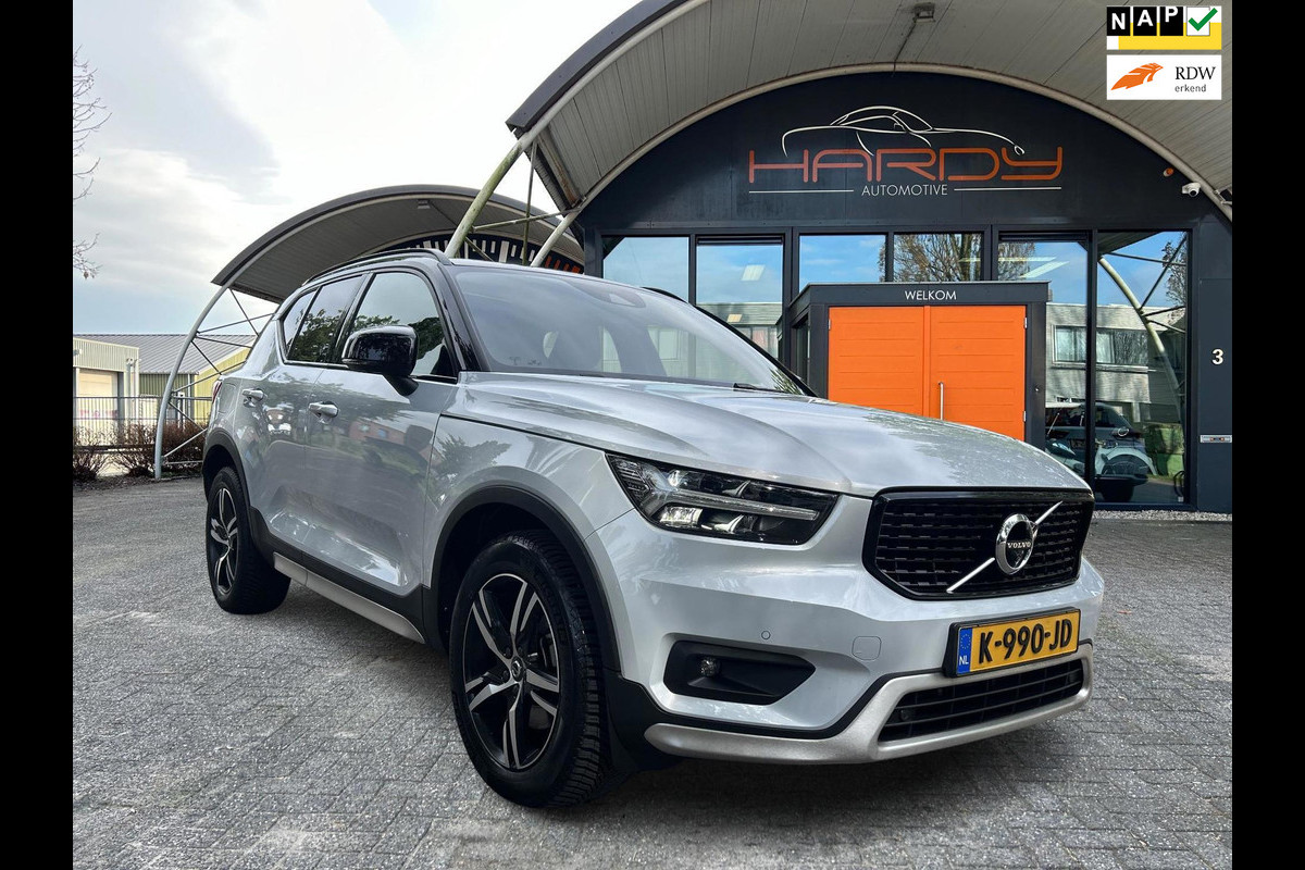 Volvo XC40 2.0 B4 R-Design Panorama Harman NL-Auto Rijklaarprijs!