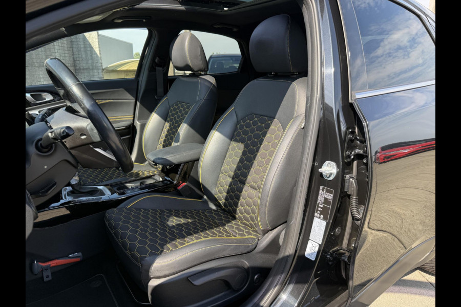 Kia Xceed 1.4 T-GDi Design Edition | Org. NL | Trekhaak | Schuif/Kantel Dak | Stoel/Stuur verwarming |