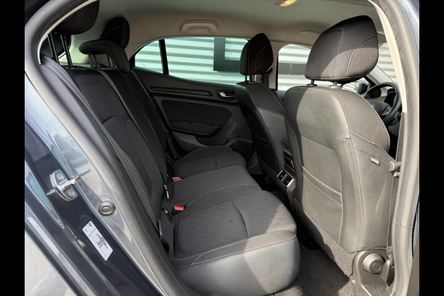 Renault Mégane 1.3 TCe Limited 2e Eigenaar|Navi|Clima|Cruise|PDC|Trekhaak|N.A.P|APK tot 04-2027