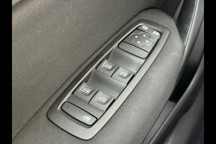 Renault Mégane 1.3 TCe Limited 2e Eigenaar|Navi|Clima|Cruise|PDC|Trekhaak|N.A.P|APK tot 04-2027