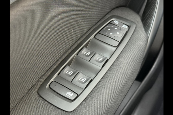 Renault Mégane 1.3 TCe Limited 2e Eigenaar|Navi|Clima|Cruise|PDC|Trekhaak|N.A.P|APK tot 04-2027