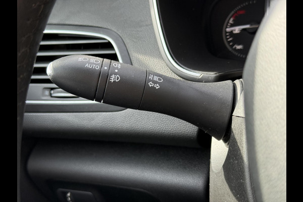 Renault Mégane 1.3 TCe Limited 2e Eigenaar|Navi|Clima|Cruise|PDC|Trekhaak|N.A.P|APK tot 04-2027
