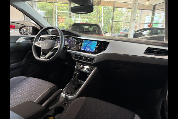 Volkswagen Taigo TSI 115PK DSG LIFE EDITION CAMERA/ACC/CARPLAY/HALF-LEDER FABRIEKS GARANTIE