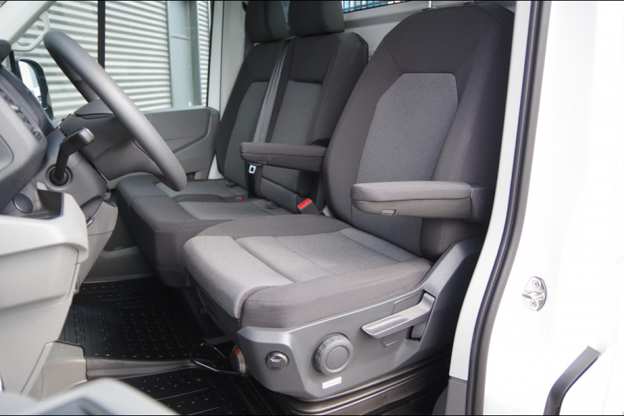 Volkswagen Crafter 2.0 TDI L4 DUBBELLUCHT, OPEN LAADBAK N1! 3.5T TREKHAAK, 165PK AUT. NIEUW! CARPLAY, CRUISE, AIRCO, DAB, OPENLAADBAK, PICKUP, PICK