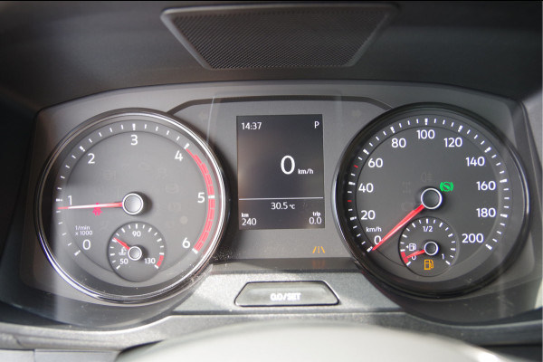 Volkswagen Crafter 2.0 TDI L4 DUBBELLUCHT, OPEN LAADBAK N1! 3.5T TREKHAAK, 165PK AUT. NIEUW! CARPLAY, CRUISE, AIRCO, DAB, OPENLAADBAK, PICKUP, PICK