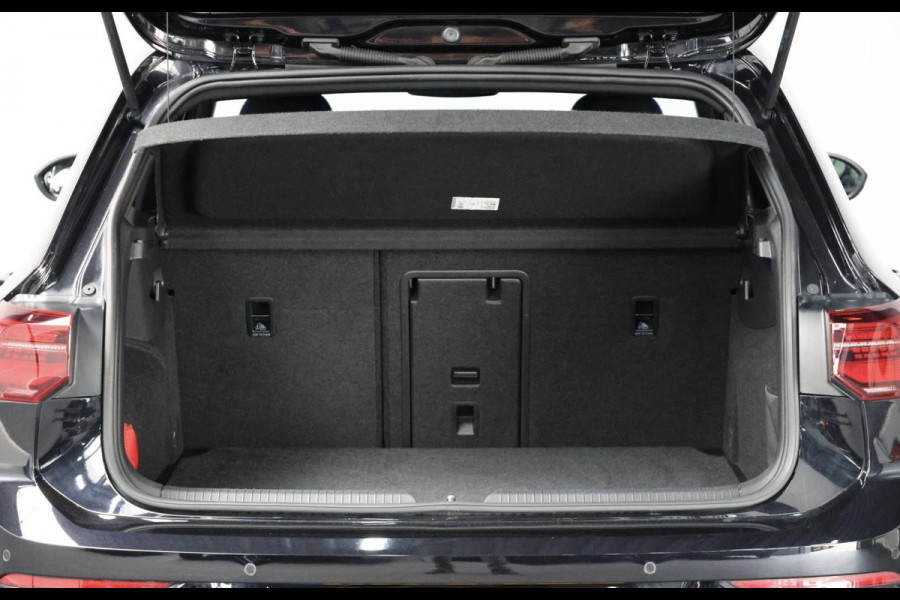 Volkswagen Golf 1.5 eTSI R-Line IQ+LED/VIRTUAL/SFEER/ALCANTARA+S.VERWARMING+MASSAGE/18" LMVCAM/ACC/ECC/12 MDN GARANTIE!
