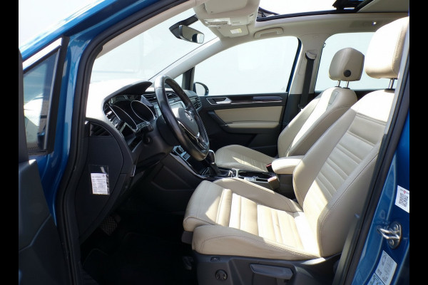 Volkswagen Touran 1.4 TSI Highline Business R 7p|Pano|ACC