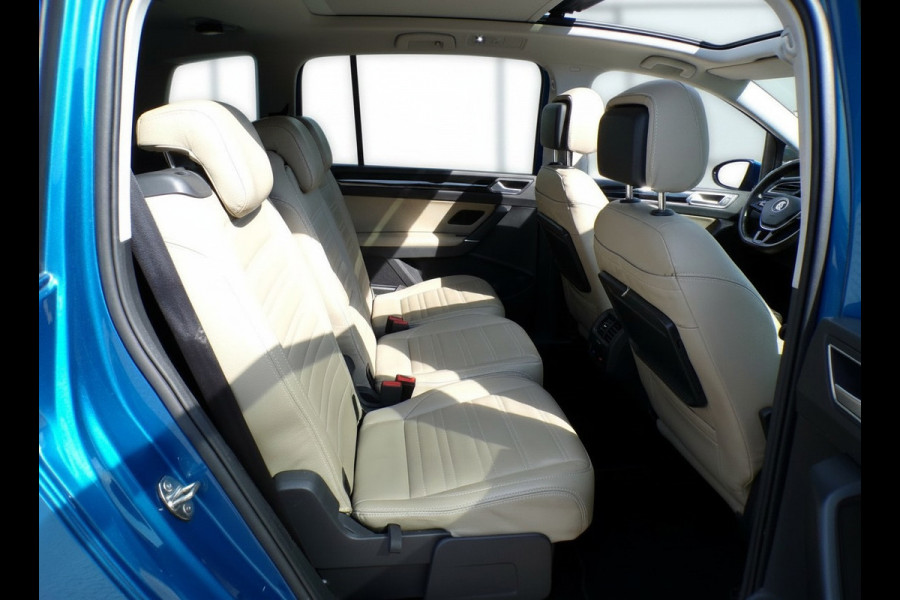 Volkswagen Touran 1.4 TSI Highline Business R 7p|Pano|ACC
