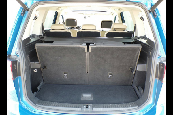 Volkswagen Touran 1.4 TSI Highline Business R 7p|Pano|ACC