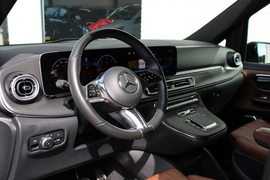 Mercedes-Benz V-Klasse 300d / XXL / AMG / 4-Matic / DC / Luchtvering / TV / Burmester / 360 Camera / Vol Opties / NIEUWSTAAT