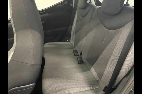 Toyota Aygo 1.0 VVT-i x-play Airco Navigatie Apple Carplay/Android Auto Camera Achter