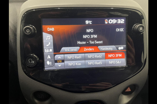 Toyota Aygo 1.0 VVT-i x-play Airco Navigatie Apple Carplay/Android Auto Camera Achter