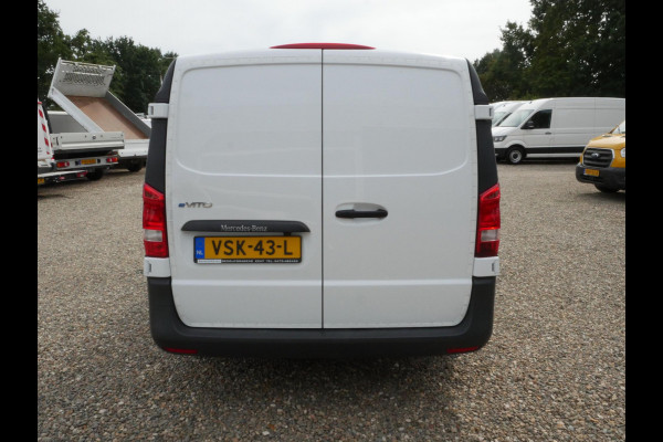 Mercedes-Benz eVito e-Vito Lang 66 kWh SOH 93.63& Airco Cruise