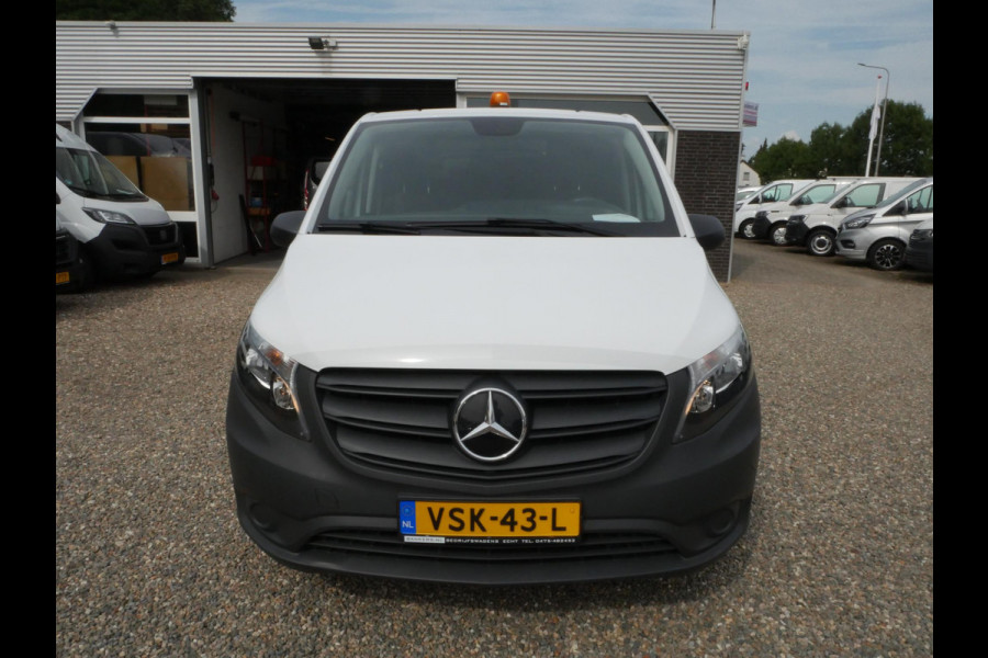 Mercedes-Benz eVito e-Vito Lang 66 kWh SOH 93.63& Airco Cruise