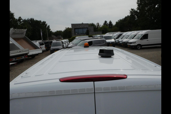 Mercedes-Benz eVito e-Vito Lang 66 kWh SOH 93.63& Airco Cruise