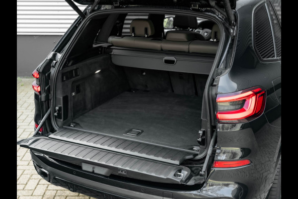 BMW X5 xDrive40i M-Sport - Skylounge - Adaptive Air - Active Steering - Lasers - Driving Ass Prof