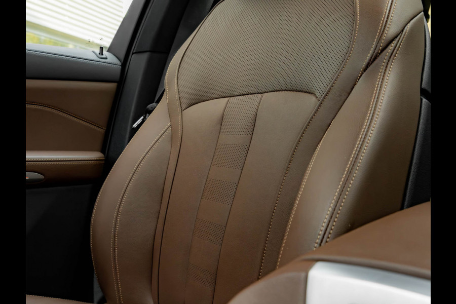 BMW X5 xDrive40i M-Sport - Skylounge - Adaptive Air - Active Steering - Lasers - Driving Ass Prof
