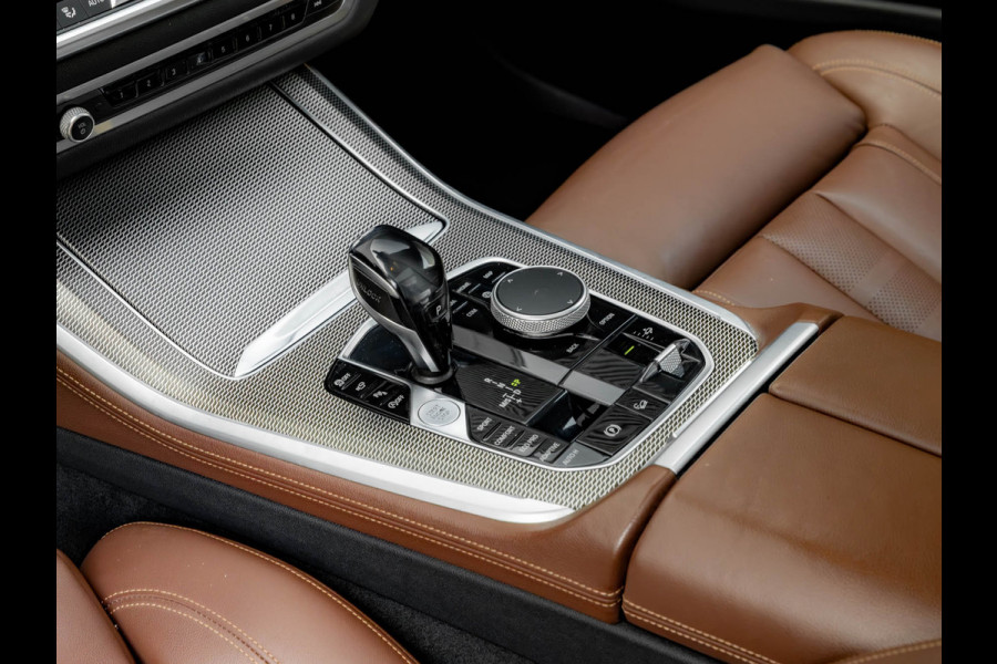 BMW X5 xDrive40i M-Sport - Skylounge - Adaptive Air - Active Steering - Lasers - Driving Ass Prof