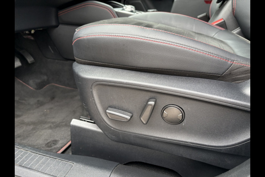 Ford Kuga 2.5 PHEV ST-Line X TREKHAAK! DRIVERPACK! TECHPACK! WINTERPACK!