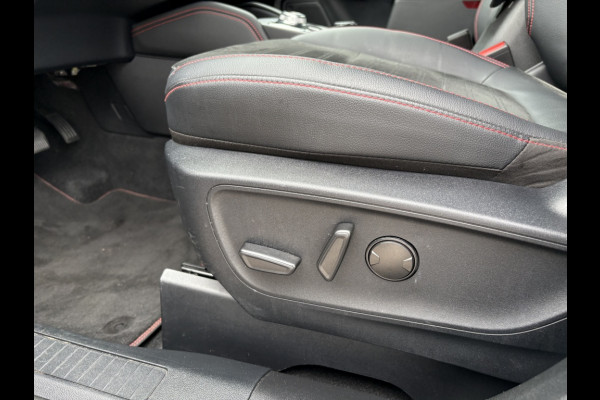Ford Kuga 2.5 PHEV ST-Line X TREKHAAK! DRIVERPACK! TECHPACK! WINTERPACK!