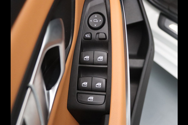 BMW 3-serie 375pk M340i xDrive Executive Apple Carplay/Android Auto | Climate