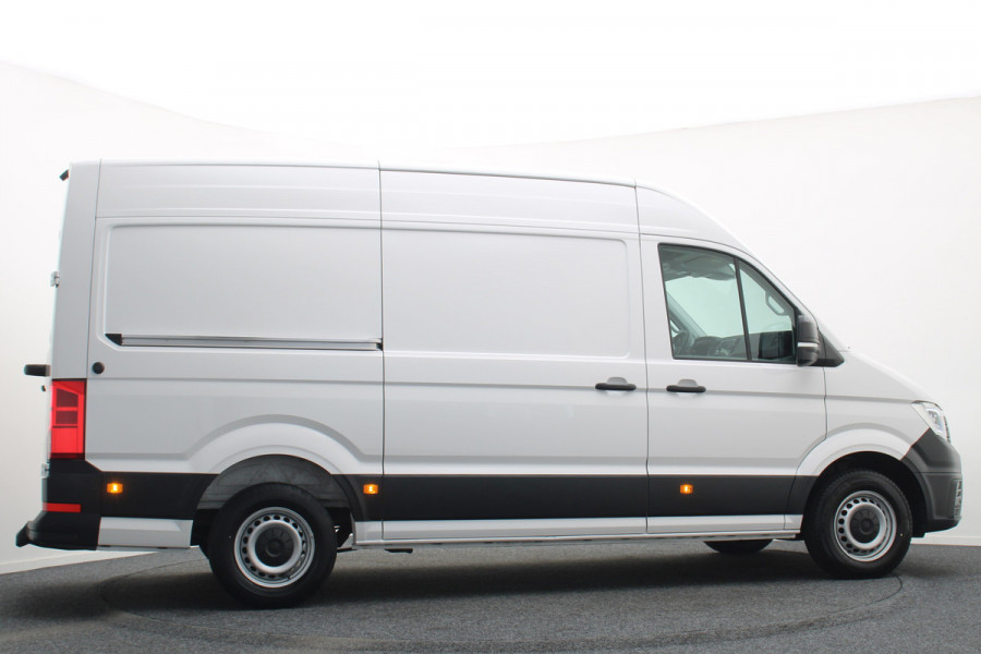Volkswagen Crafter 35 2.0 TDI DSG L2H2 3-Zits, Camera, ACC, Apple Carplay, Airco, Luchtgeveerde Stoel, LED