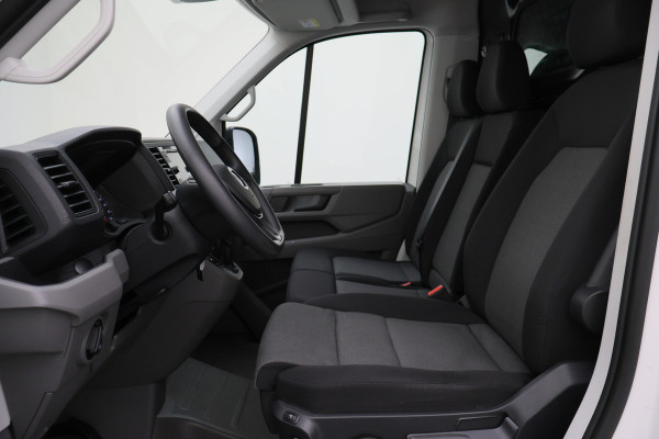Volkswagen Crafter 35 2.0 TDI DSG L2H2 3-Zits, Camera, ACC, Apple Carplay, Airco, Luchtgeveerde Stoel, LED