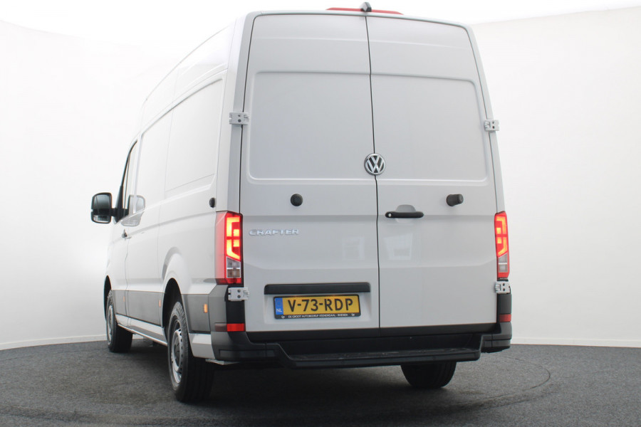 Volkswagen Crafter 35 2.0 TDI DSG L2H2 3-Zits, Camera, ACC, Apple Carplay, Airco, Luchtgeveerde Stoel, LED