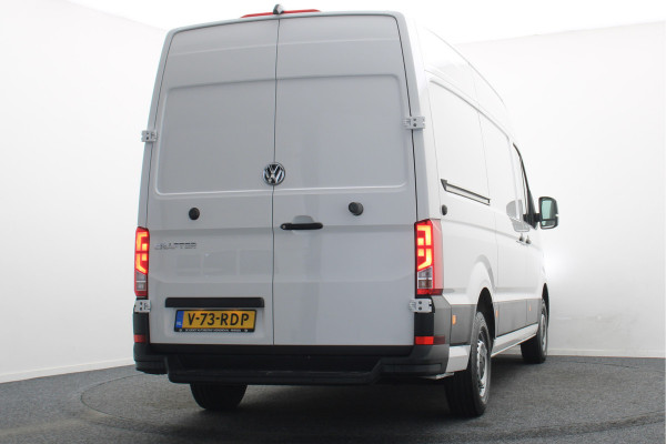 Volkswagen Crafter 35 2.0 TDI DSG L2H2 3-Zits, Camera, ACC, Apple Carplay, Airco, Luchtgeveerde Stoel, LED