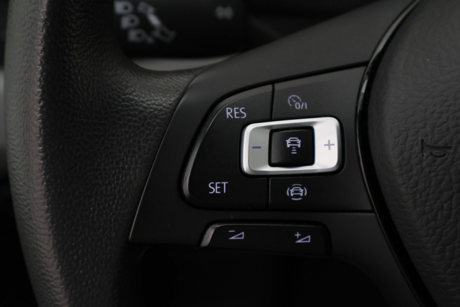 Volkswagen Crafter 35 2.0 TDI DSG L2H2 3-Zits, Camera, ACC, Apple Carplay, Airco, Luchtgeveerde Stoel, LED