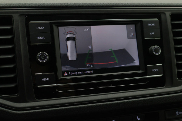 Volkswagen Crafter 35 2.0 TDI DSG L2H2 3-Zits, Camera, ACC, Apple Carplay, Airco, Luchtgeveerde Stoel, LED