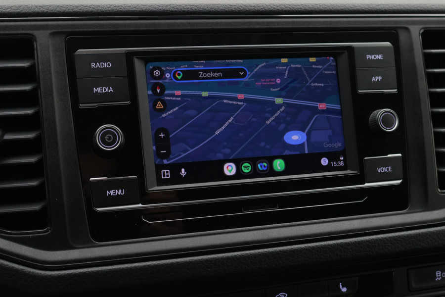 Volkswagen Crafter 35 2.0 TDI DSG L2H2 3-Zits, Camera, ACC, Apple Carplay, Airco, Luchtgeveerde Stoel, LED