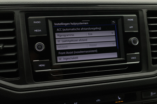 Volkswagen Crafter 35 2.0 TDI DSG L2H2 3-Zits, Camera, ACC, Apple Carplay, Airco, Luchtgeveerde Stoel, LED