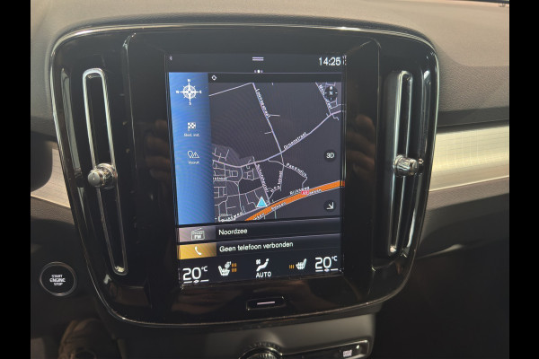 Volvo XC40 T4 Aut. Plug-in Hybrid Plus Dark ACC Stoelverwarming Parkeercamera 211pk