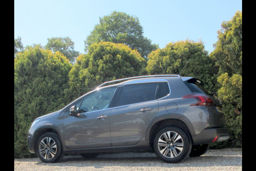 Peugeot 2008 1.2 PureTech Allure Automaat * Navi * Pano.dak *