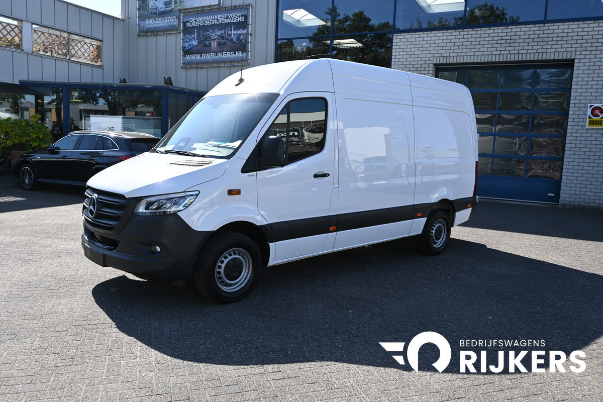Mercedes-Benz Sprinter 317 CDI L2H2 Pro HD LED, Geveerde stoel, Winterpakket, Etc.