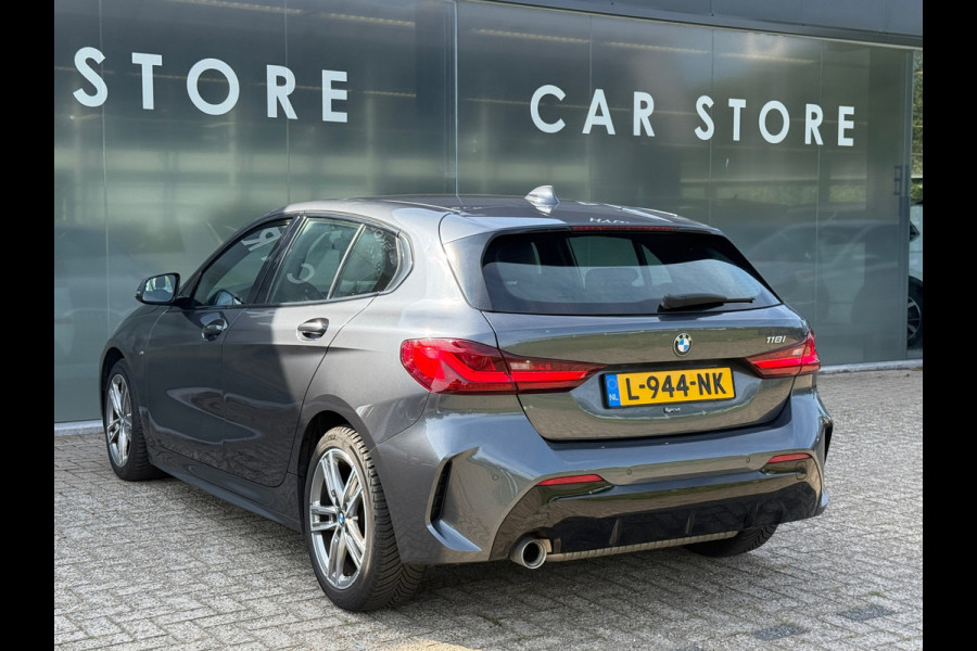 BMW 1-serie 118i Aut M Sport Navi|Leder|Carplay|Dealer Onderhouden