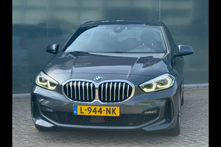 BMW 1-serie 118i Aut M Sport Navi|Leder|Carplay|Dealer Onderhouden