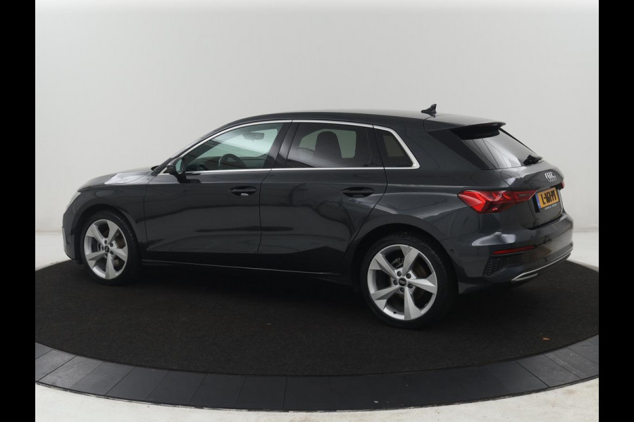 Audi A3 Sportback 30 TFSI Business edition | Cruise control | Virtueel dashboard | Climate control | Navigatie | Carplay | Park assist | 18" velgen